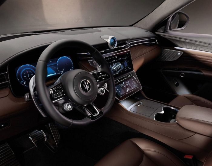 Maserati Grecale 2024 (4)